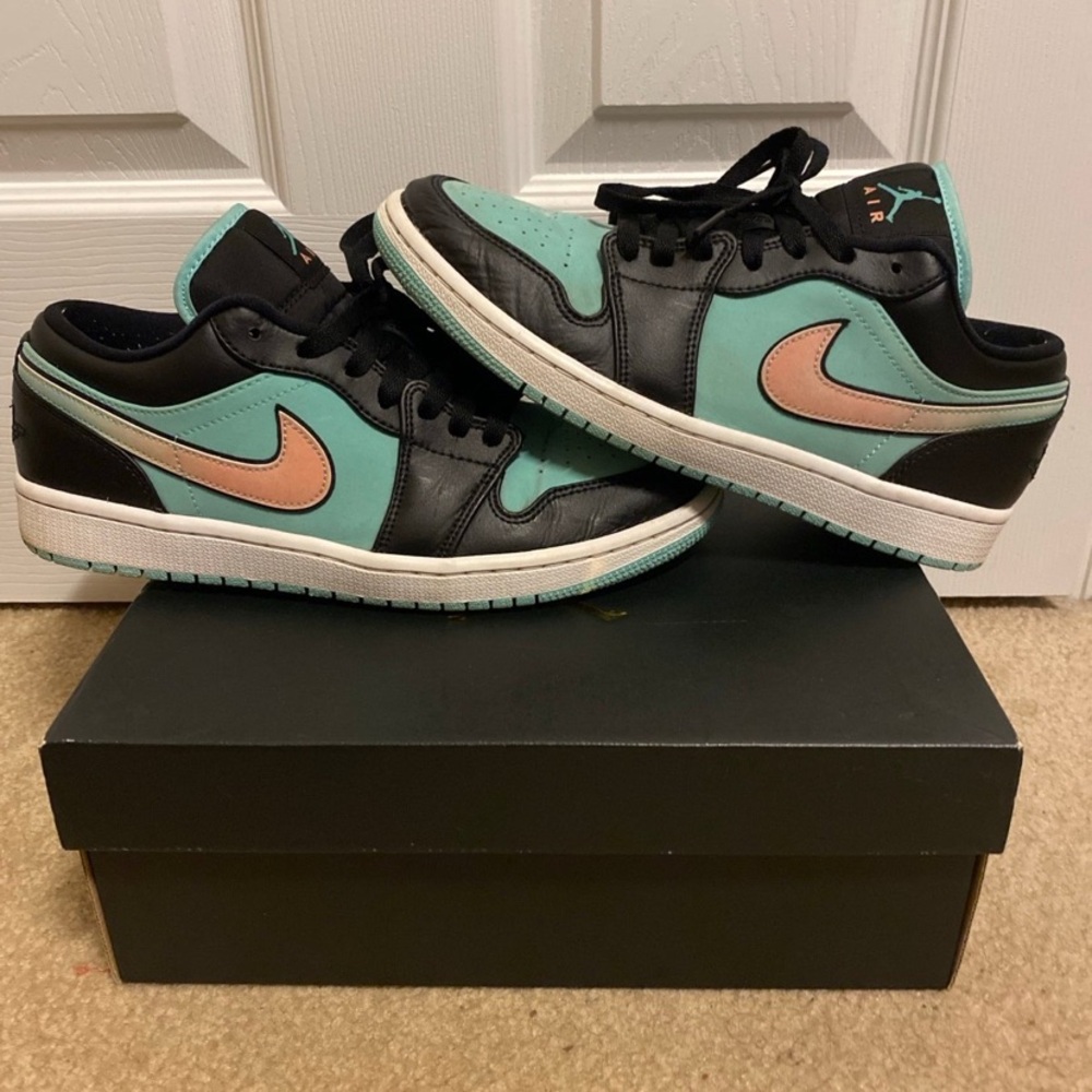 Men’s Nike Air Jordan 1 Low SE Tropical Twist Basketball Sneakers US 8.5